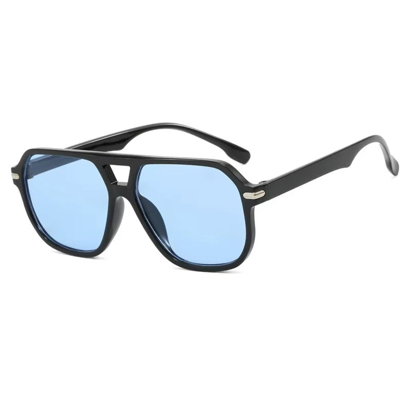 Gafas de Sol Retro Rectangulares con Doble Puente y Detalles Metálicos – Estilo Vintage de Lujo para Mujer